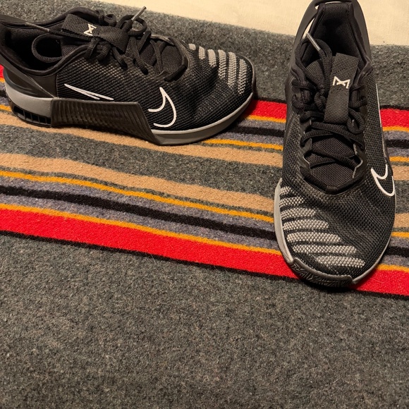 Nike Metcon - Picture 2 of 4